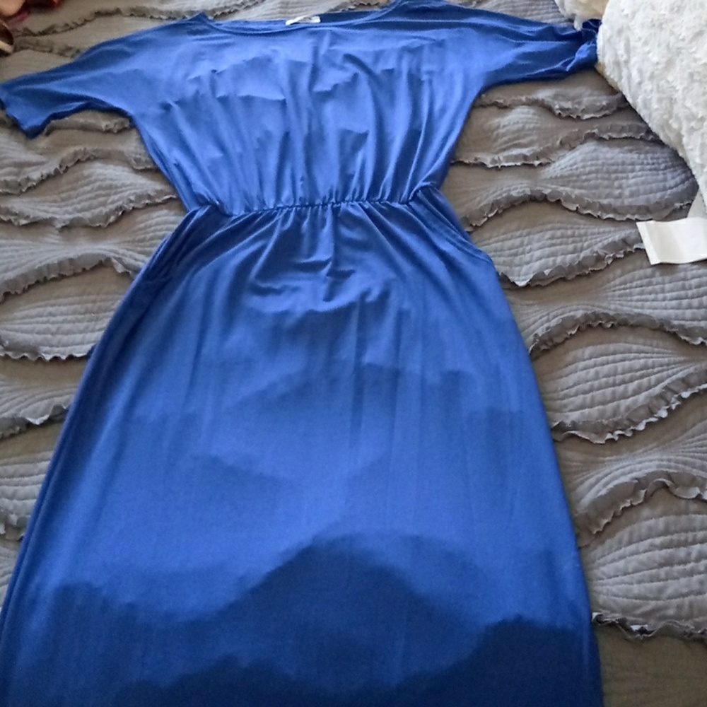 Dress - Picture 2 of 3
